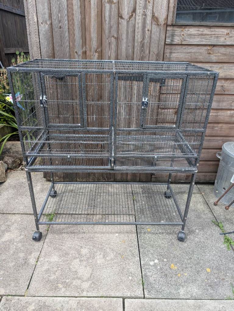 Long bird cage