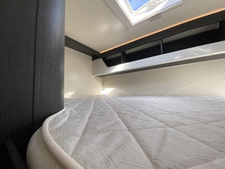 2021 (71) ROLLER TEAM ZEFIRO 690 FAMILY MOTORHOME