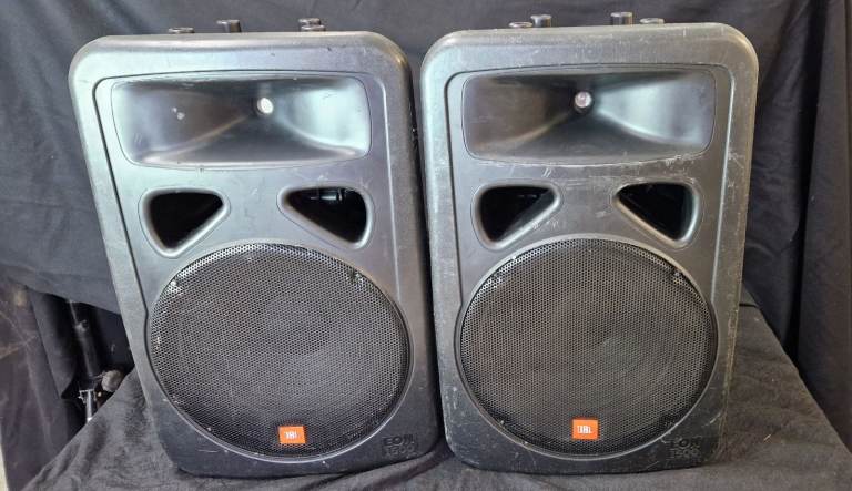 2 x JBL EON1500 Passive Speakers (Used)