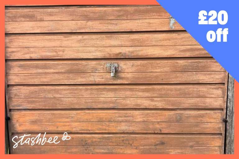 Garage to rent in London (NW7) | Stashbee