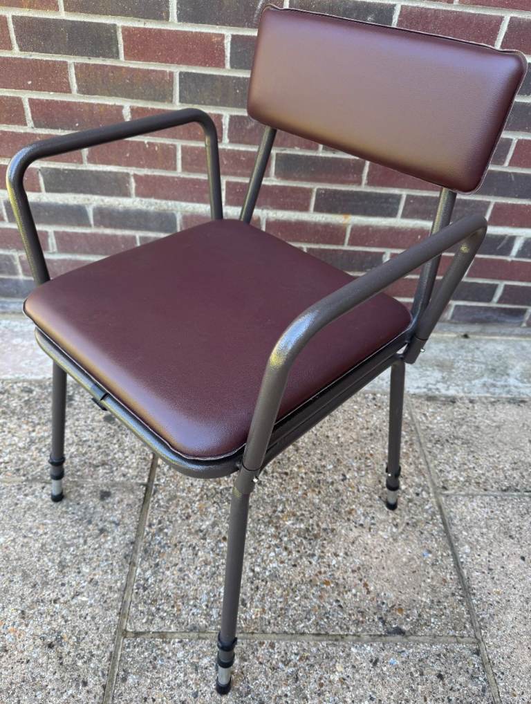 Adjustable leg height Commode Chair with removable Arms - Brown Cushion