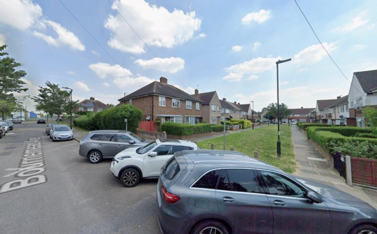 BENEFITS ACCEPTED - Studio Flat Available in Northolt Ealing UB5