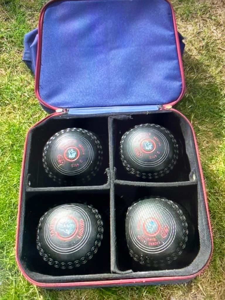 THOMAS TAYLOR BOWLS + BAG 💼 (SIZE 5)