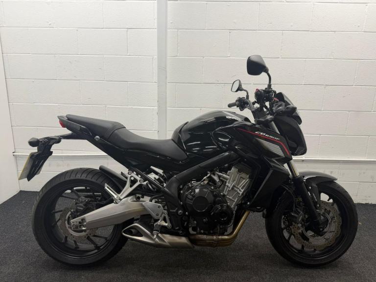 2015 HONDA CBR650F ** ABS -  AFTERMARKET LEVERS - MOT TILL AUGUST 2027**