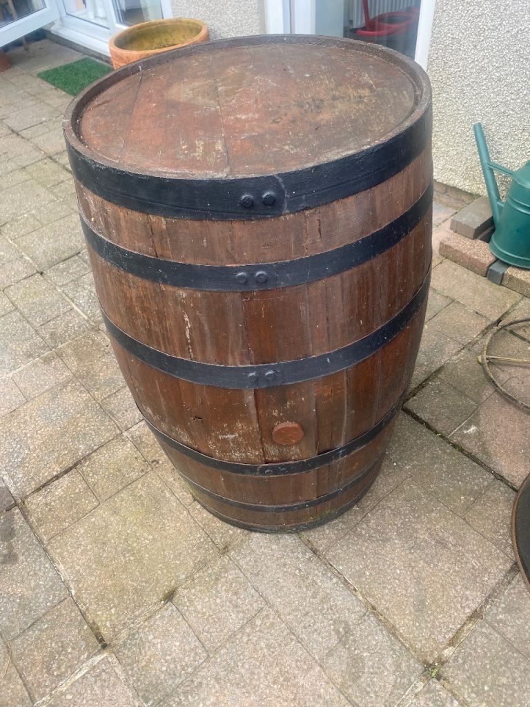 Oak Whiskey Barrel
