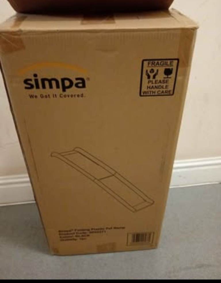 Simpa plastic foldable pet ramp black