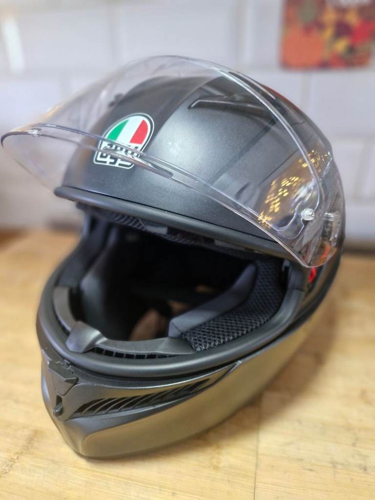 AGV K3 helmet ECE 22.06