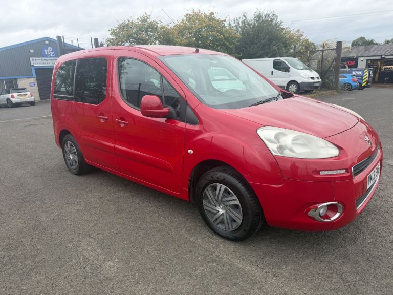 Peugeot, PARTNER TEPEE, MPV, 2013, Manual, 1560 (cc), 5 doors
