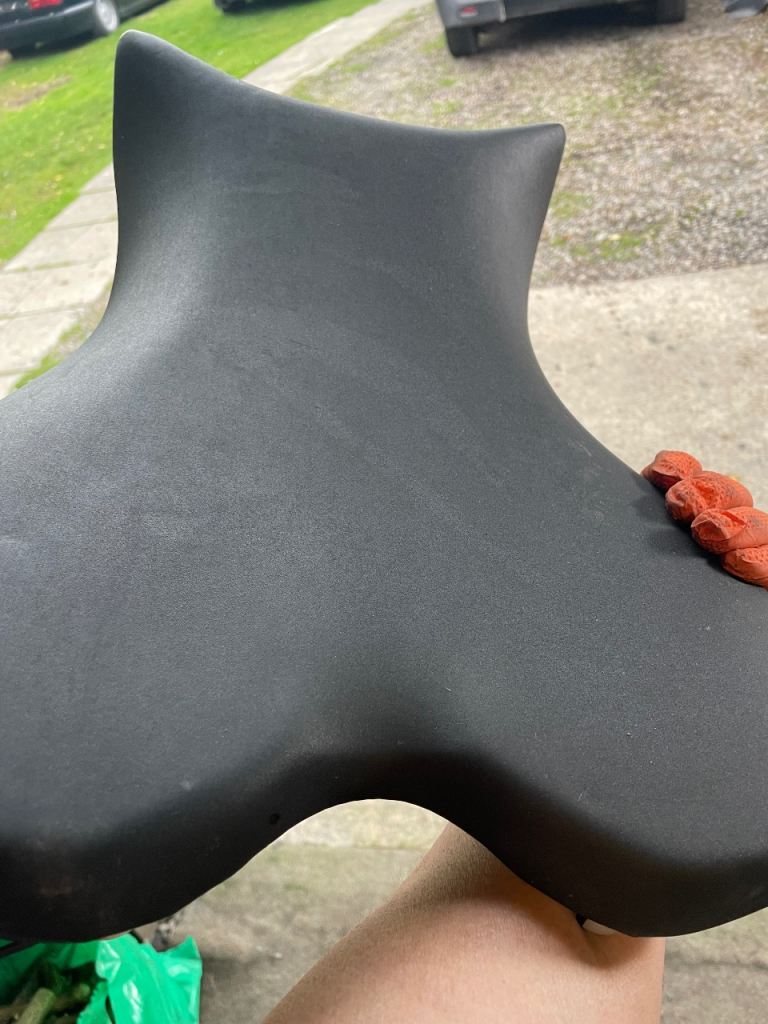 Yamah R1 2008-2012 riders seat brand new 