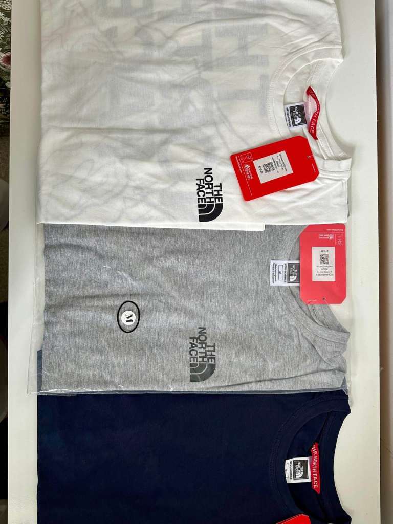 NEW North Face Cotton T-Shirts - Size M - White, Grey & Navy