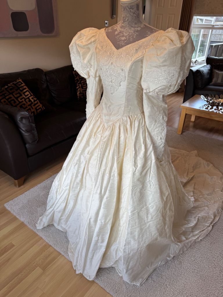 Ronald Joyce London 1992 Vintage Princess Collection Beaded Wedding Gown Dress Size 8