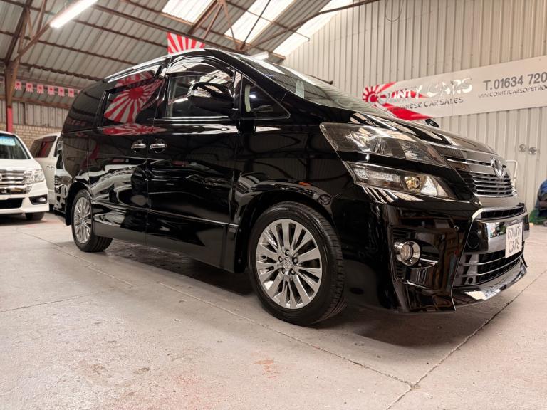 Toyota Vellfire 2.4Z Golden Eyes Edition, Twin Sunroofs, 2013-13-Reg, ULEZ FREE