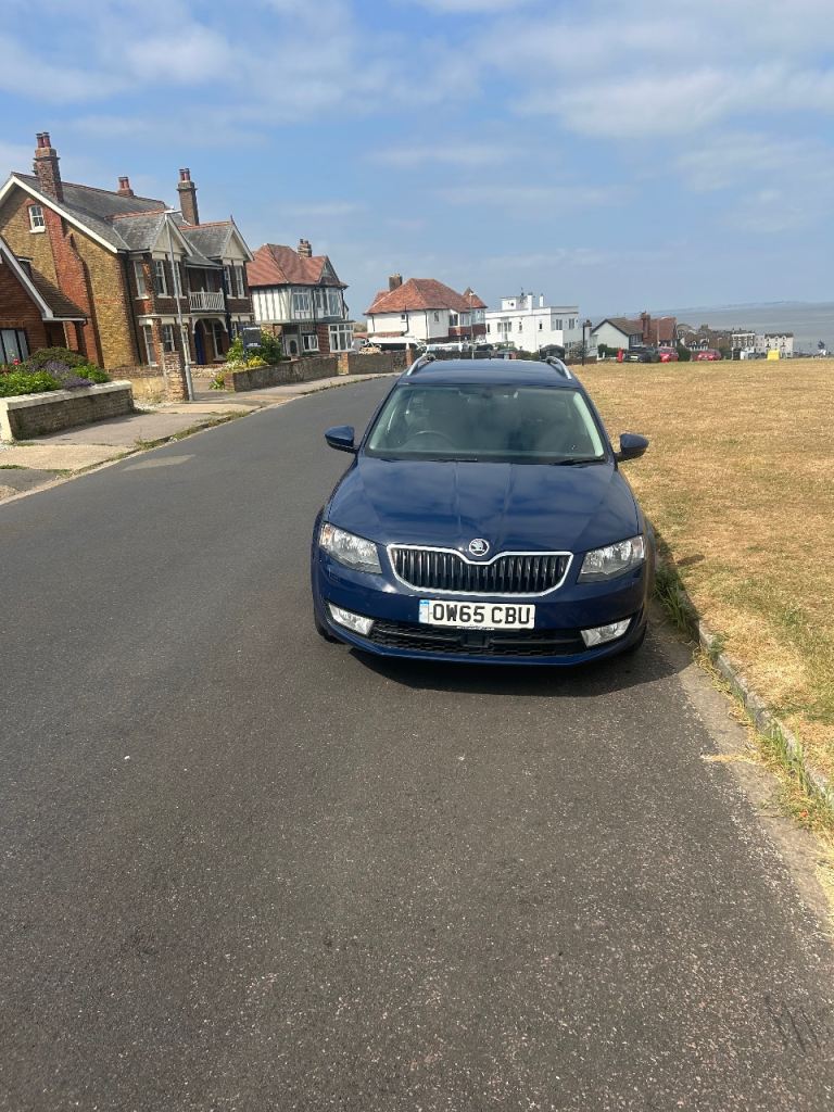 Skoda, OCTAVIA, Estate, 2015, Manual, 1598 (cc), 5 doors