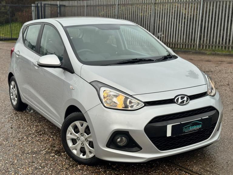  Hyundai i10 1.2 SE Euro 5 5dr Petrol Manual