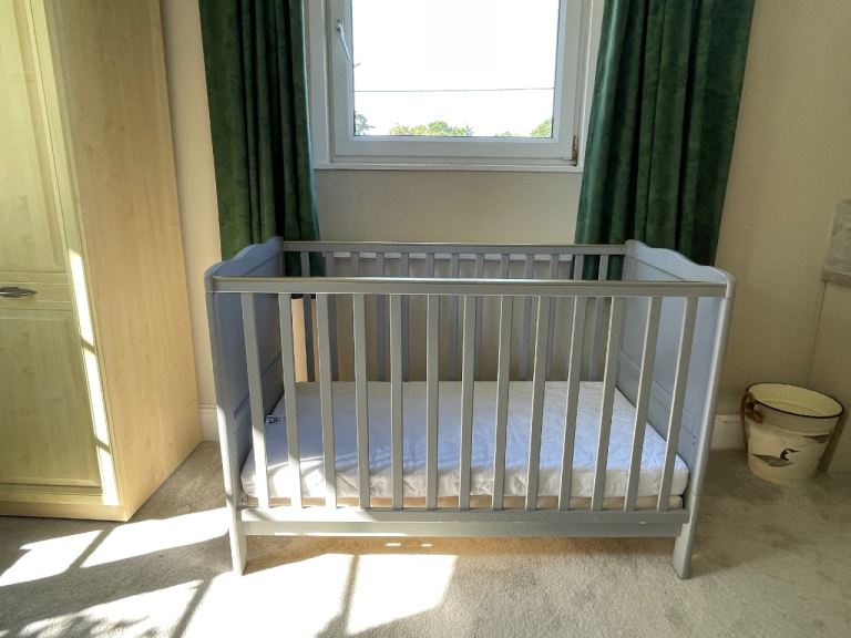Grey Wooden Baby Cot with Mattress – Good Condition