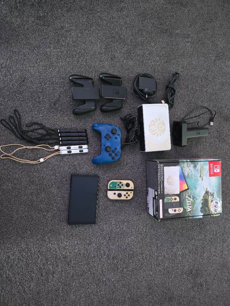 Zelda OLED Nintendo Switch Edition Bundle + Additional Extras