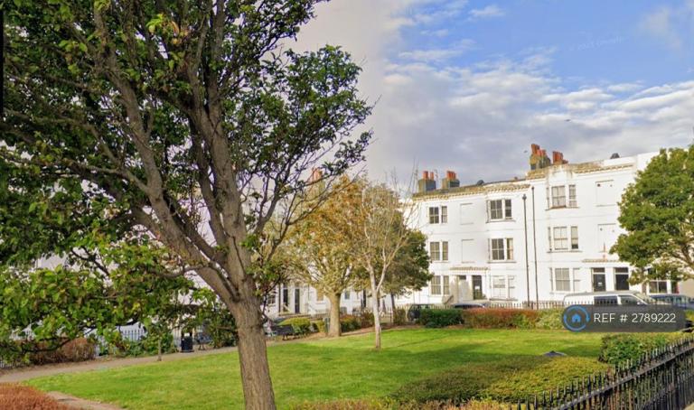 1 bedroom flat in Basement, Brighton, BN1 (1 bed) (#2789222)