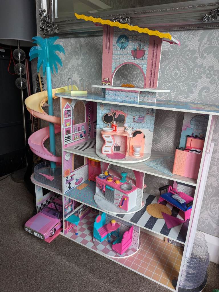Lol dolls house 
