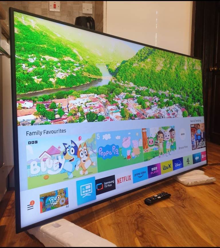 40"SAMSUNG 4K ULTRA HD SMART WIFI LED TV 110£
