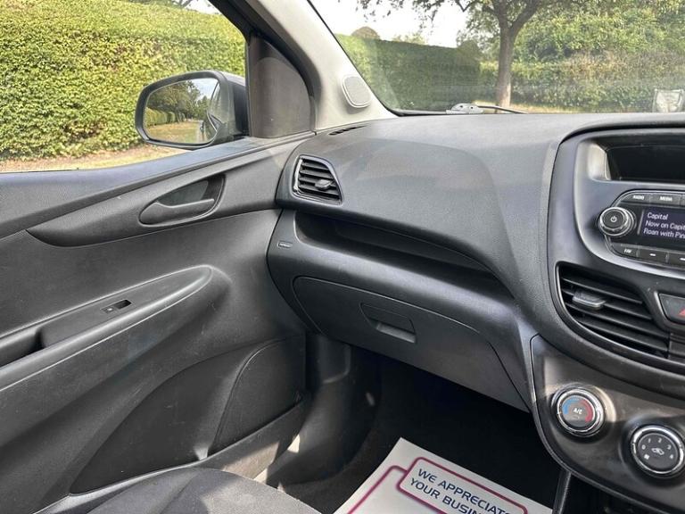 2016 Vauxhall Viva i SE Hatchback Petrol Manual