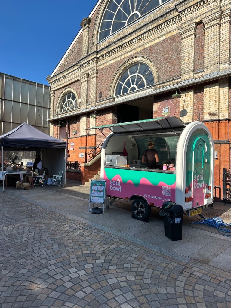 Mobile catering trailer 