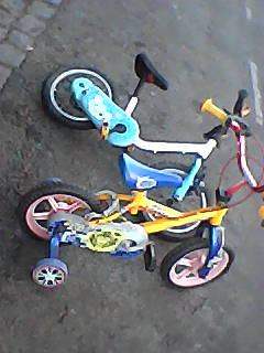 KIDS BIKE WITH STABILIZERS & HELMET