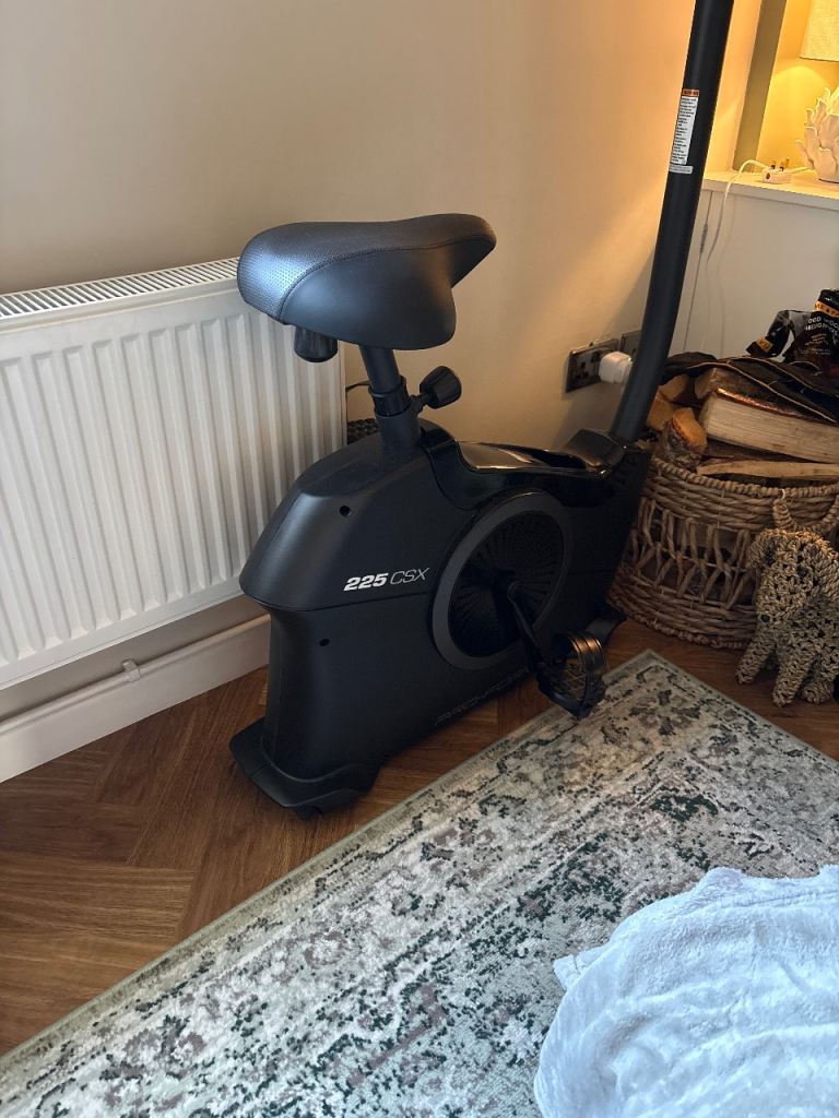 ***FREE*** Brand New Proform 225CSX Bike mint condition, Absolute BARGIN!