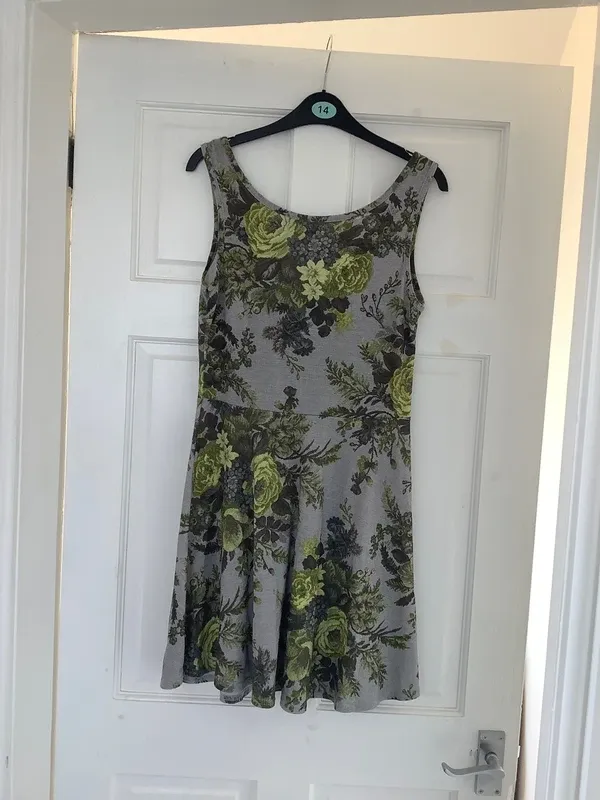 Miso Summer Dress Size 8