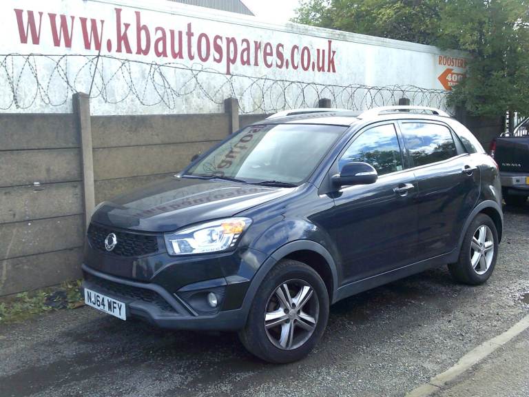 breaking for spares ssangyong korando elx4 2014 2.0