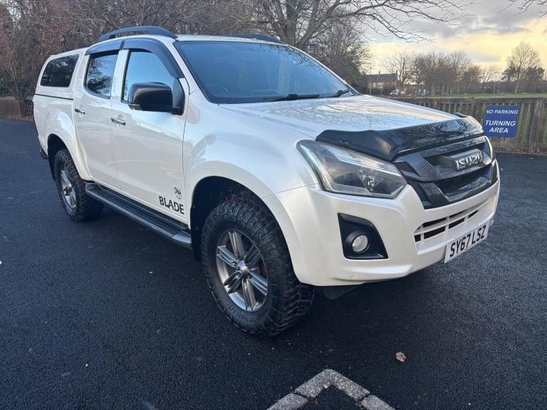 2017 Isuzu D-Max 1.9 Blade Double Cab 4x4 PICK UP DIESEL Manual