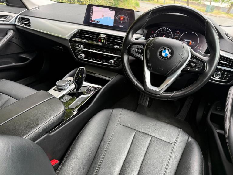 2019 BMW 5 Series 2.0 520d SE Touring 5dr Diesel Auto Euro 6 (s/s) (190 ps) ESTATE Diesel Automatic