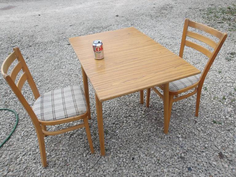 Melamine Table With 2 Extending Flaps & 2 Chairs