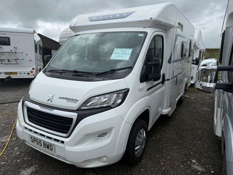 2015 - Bailey Approach Advance 615 - 2.2ltr - 29,000 Miles - 3 Berth / 4 Belts 