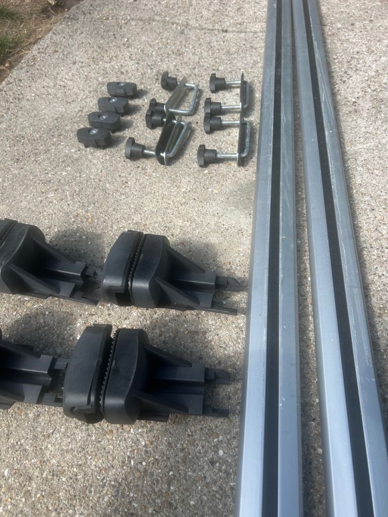 Roof Rack for Raised Rails Car