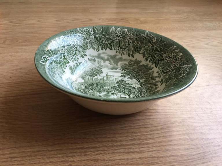 Vintage porcelain bowl (collectors item).