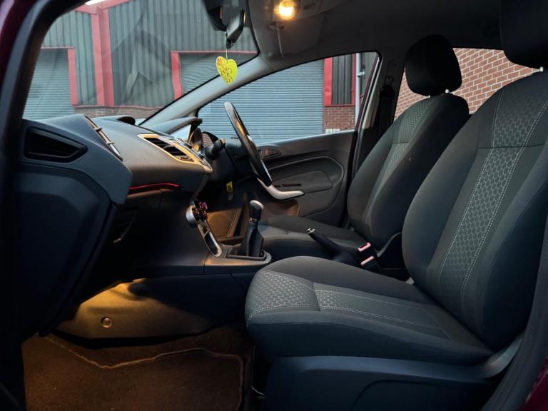 2010 Ford Fiesta 1.4 Zetec 5dr HATCHBACK PETROL Manual