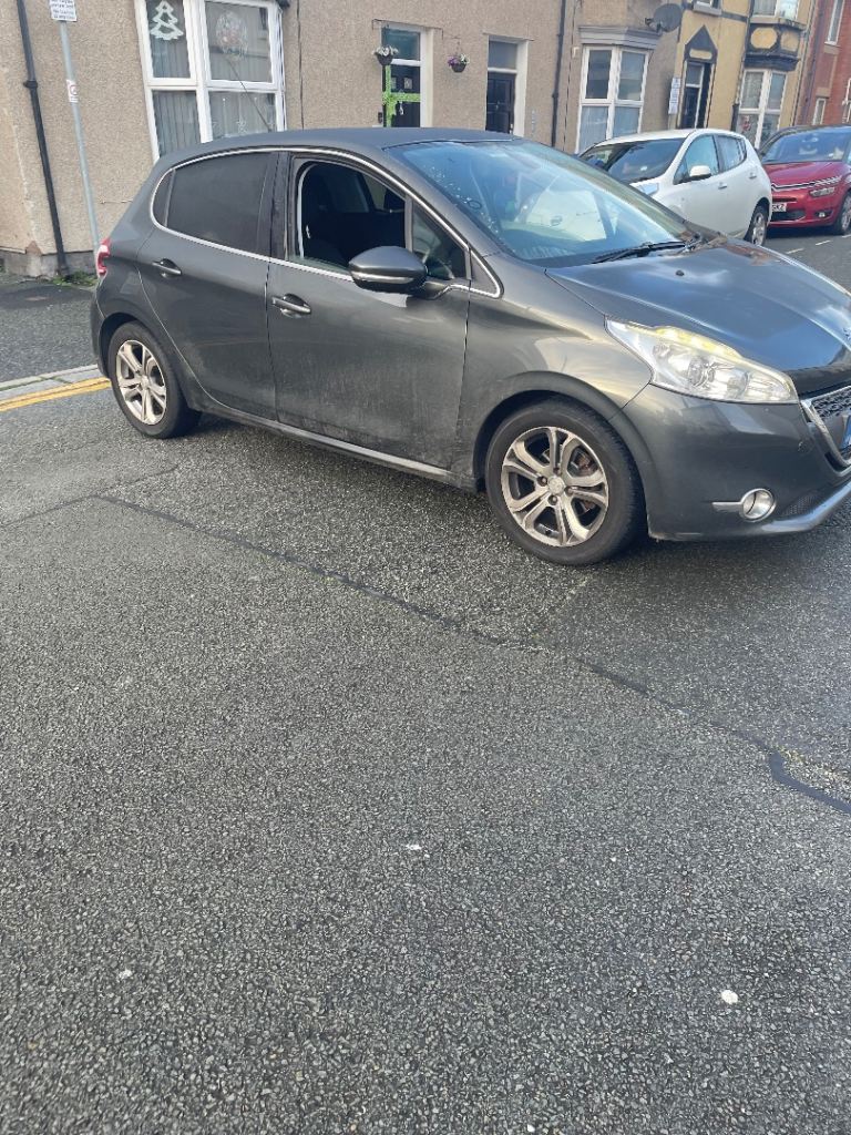 Peugeot, 208, Hatchback, 2013, Manual, 1398 (cc), 5 doors