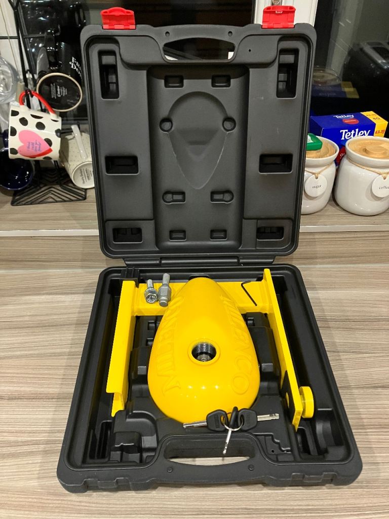 Milenco Wraith 2 Wheel Lock Clamp 