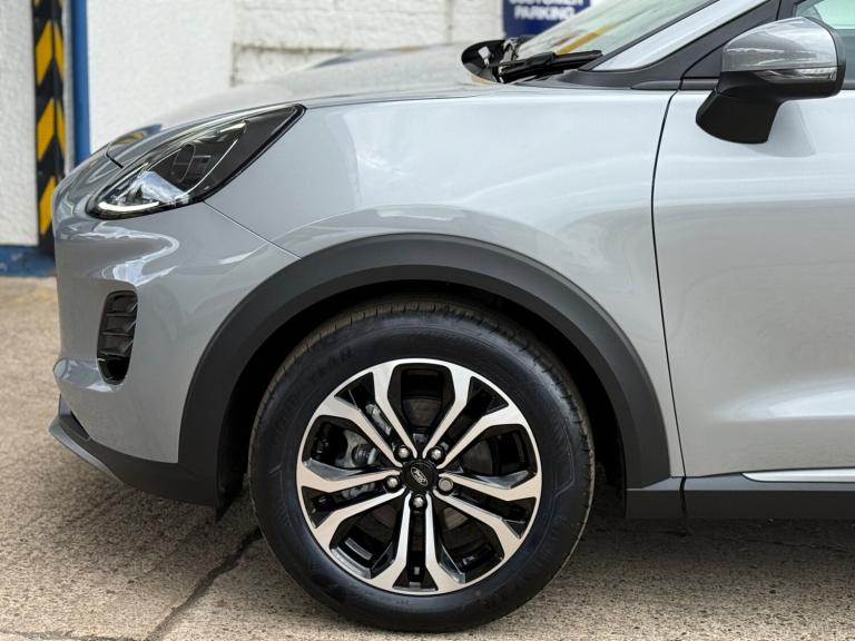 2025 Ford Puma 1.0 EcoBoost Hybrid mHEV Titanium, UNDER 350 MILES, MAY 2028 FORD WARRANTY, HATCHB...