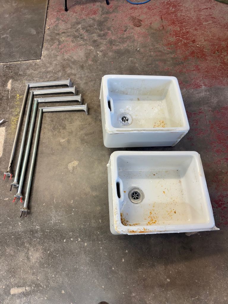 Pair of Ceramic Sinks with Metal Support Legs - Fair Condition