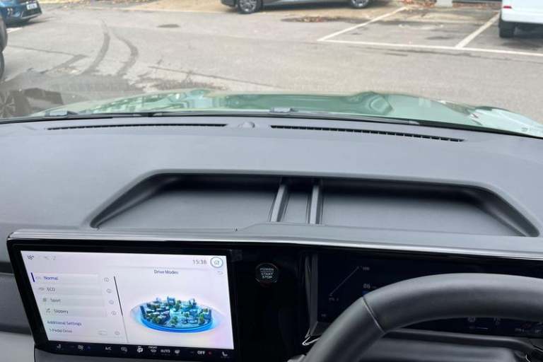 2025 Ford E-Transit Courier Limited AUTO 43kWh 136PS FWD 1 Speed Automatic Panel Van Electric Aut...