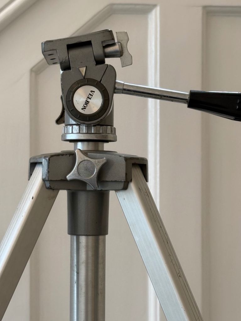 Velbon camera tripod