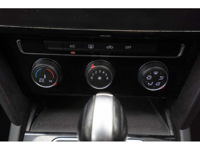 2019 Volkswagen Passat 1.6 TDI SE Nav DSG Euro 6 (s/s) 5dr Estate Diesel Automatic