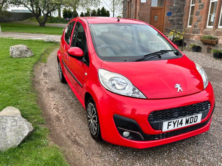 Peugeot, 107, Hatchback, 2014, Manual, 998 (cc), 5 doors
