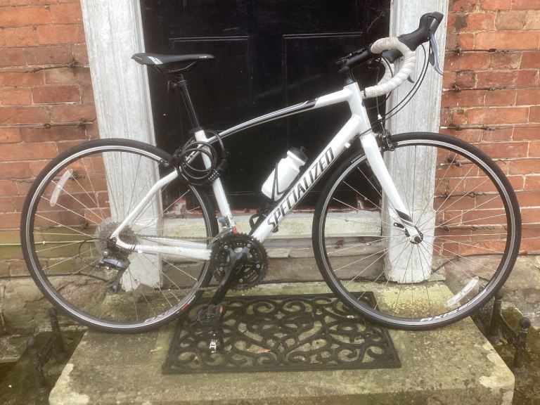 Specialized Road Bike – White, Good Condition