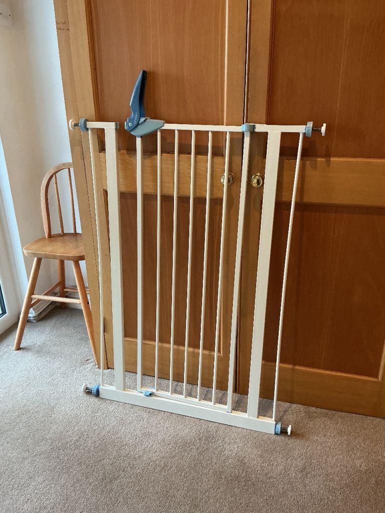 Pet extra tall doorway gate