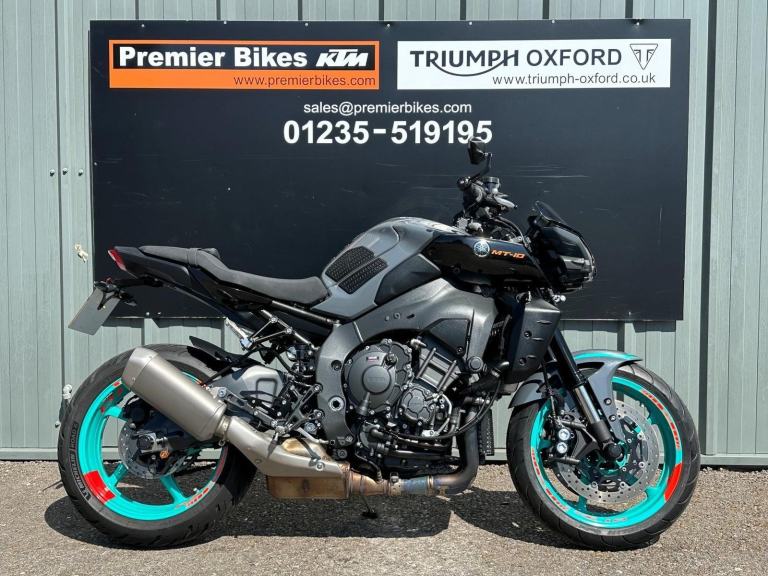 Stunning Low Mileage 2022/22 Yamaha MT-10 Motorcycle