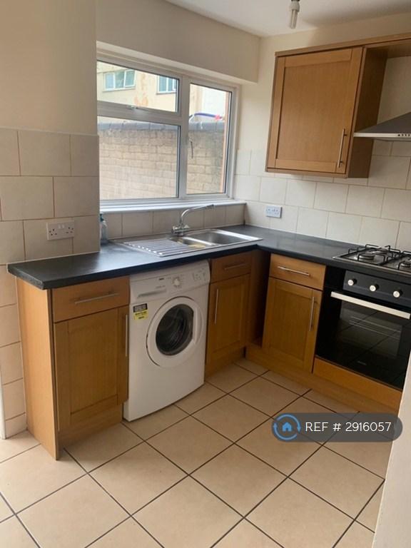 3 bedroom house in Roodegate, Basildon, SS14 (3 bed) (#2916057)