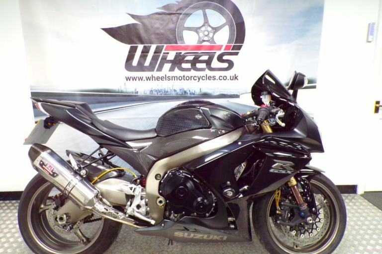 2010 SUZUKI GSXR1000 WITH ONLY 8612 MILES FROM NEW YOSHIMURA EXHAUST FITTED