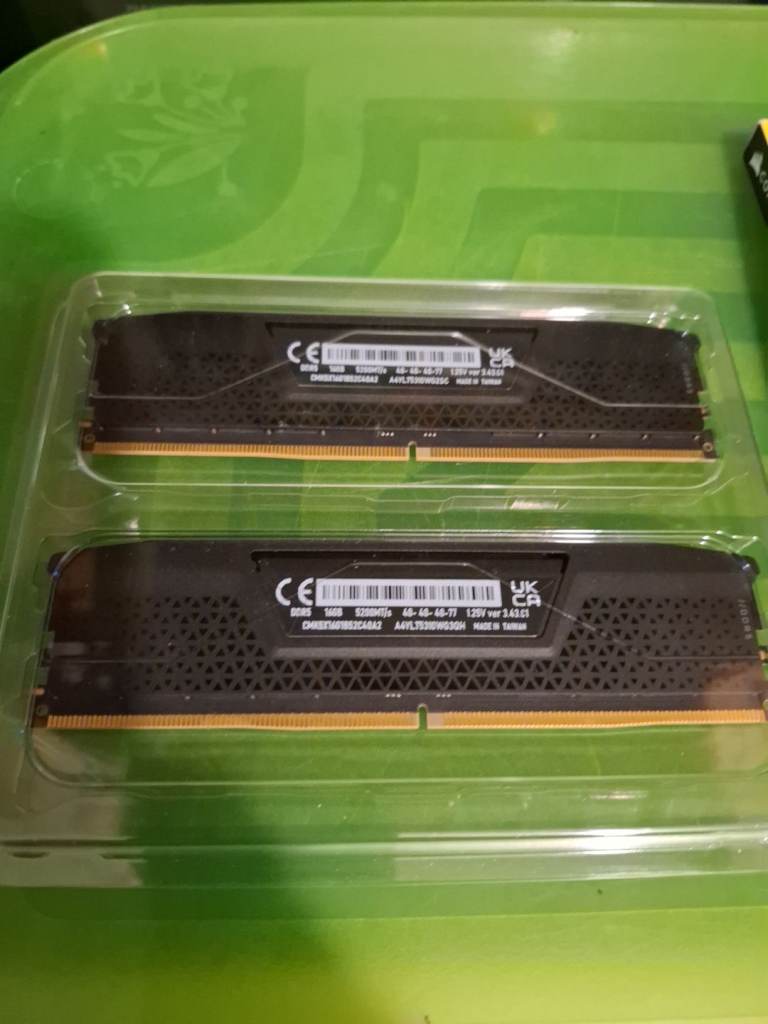 Corsair Vengeance 2x16GB DDR5 RAM 5200MHz CL30